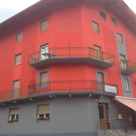 Albergo Vittoria Tiarno di Sopra Esterno foto